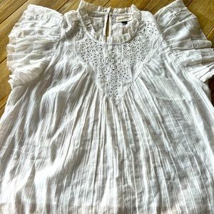 Universal Thread, Lace Top, Like New